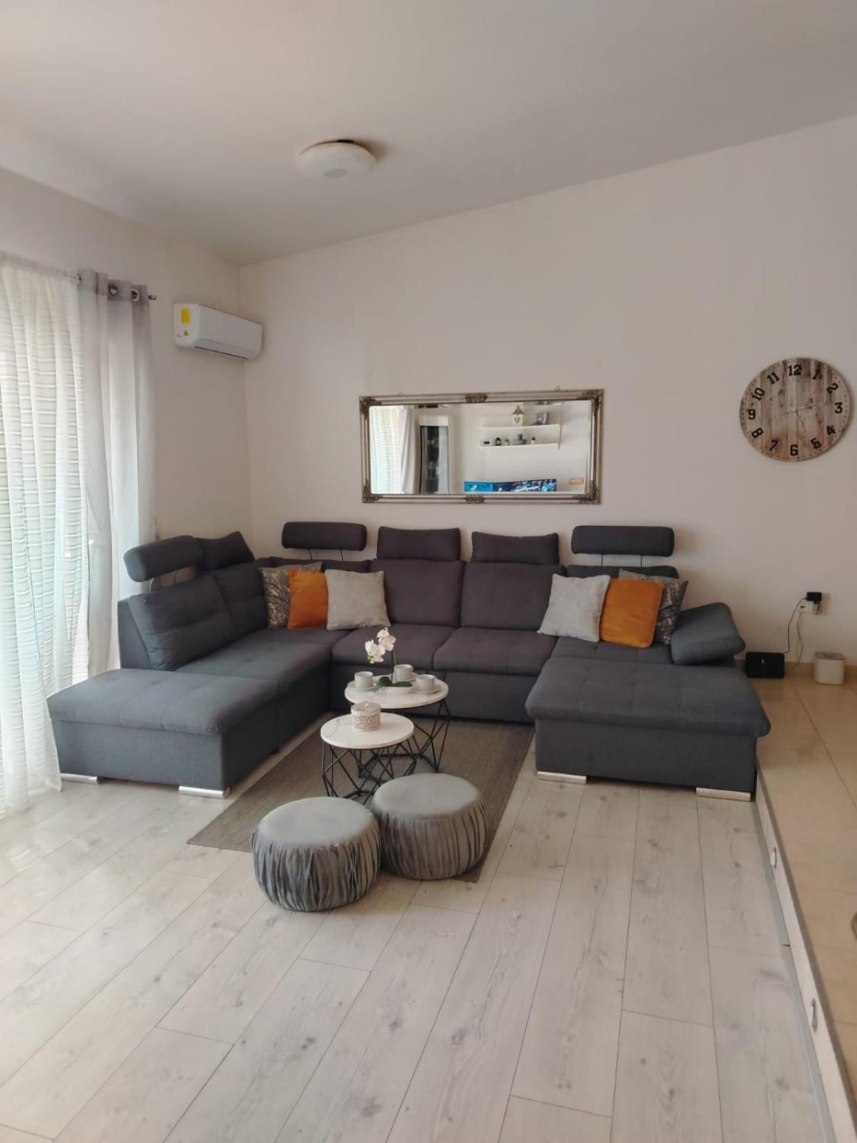 Apartment Flowers Bibinje Dış mekan fotoğraf