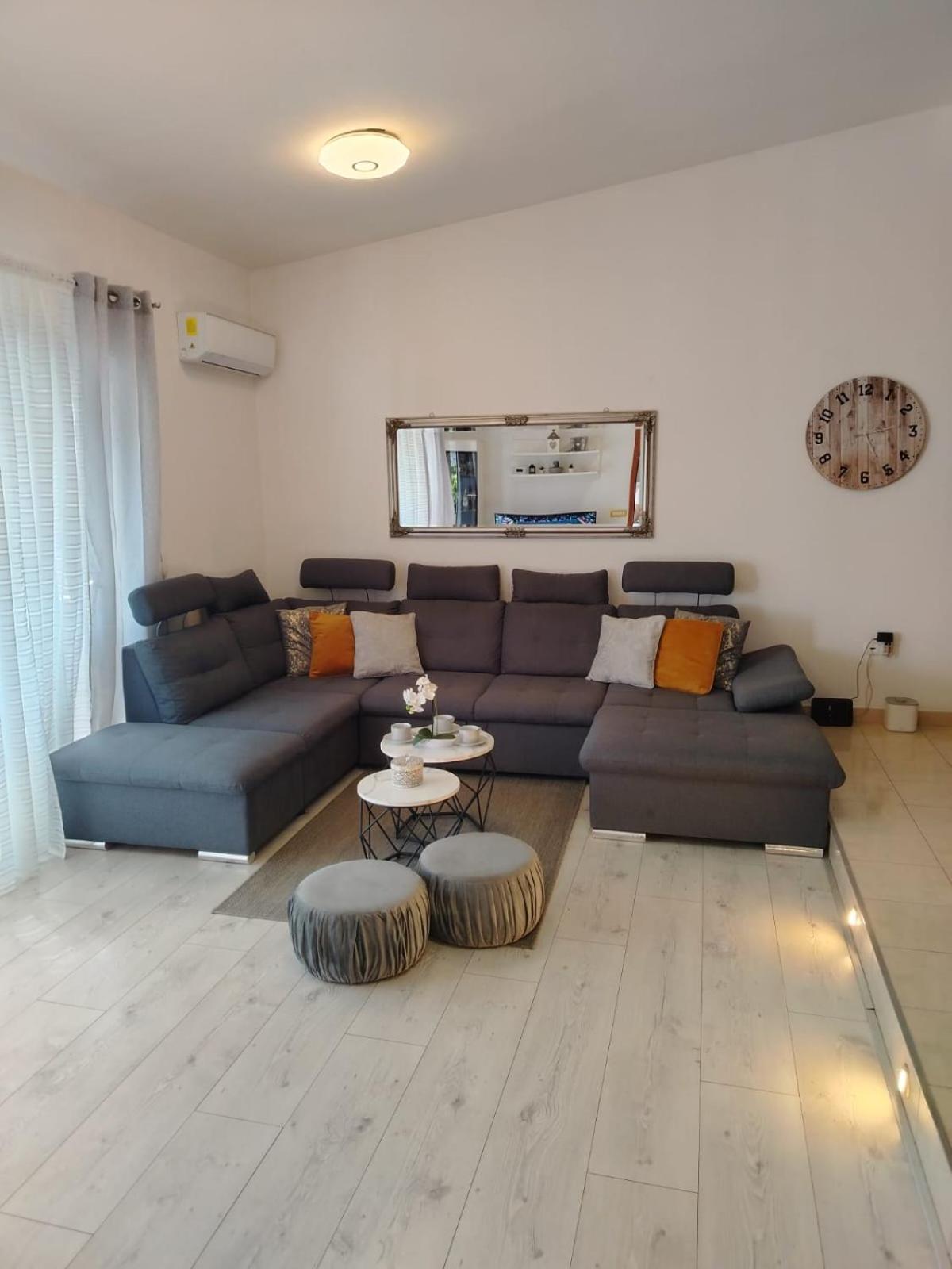 Apartment Flowers Bibinje Dış mekan fotoğraf
